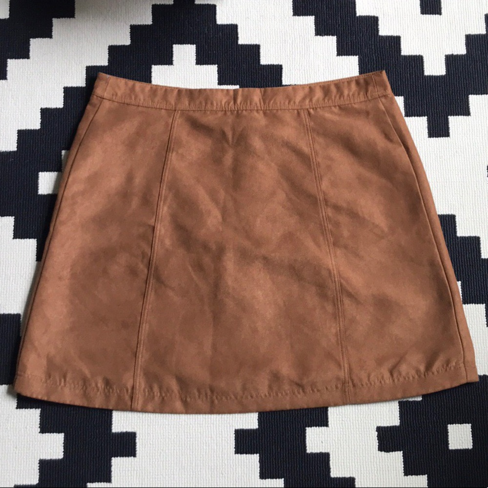 Hollister button up faux suede skirt - Picture 4 of 4